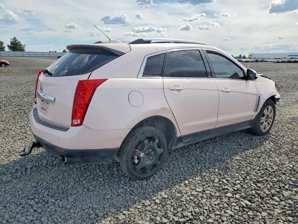 2015 Cadillac Srx მანქანა იყიდება აუქციონზე, vin: 3GYFNBE31FS602685, აუქციონის ნომერი: 58894836