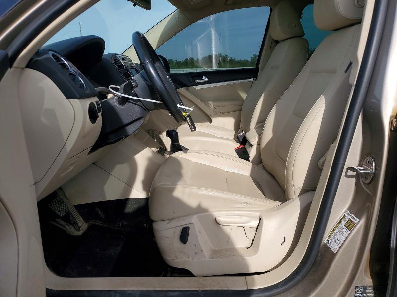 Продажа на аукционе авто 2015 Volkswagen Tiguan, vin: WVGJV7AX4FW002698, номер лота: 57872156