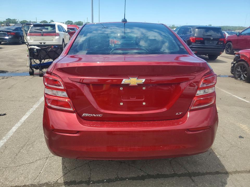 56334566 :رقم المزاد ، 1G1JD5SH2H4143022 vin ، 2017 Chevrolet Sonic مزاد بيع