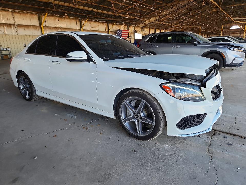 57886496 :رقم المزاد ، 55SWF4JBXJU279538 vin ، 2018 Mercedes-benz C مزاد بيع
