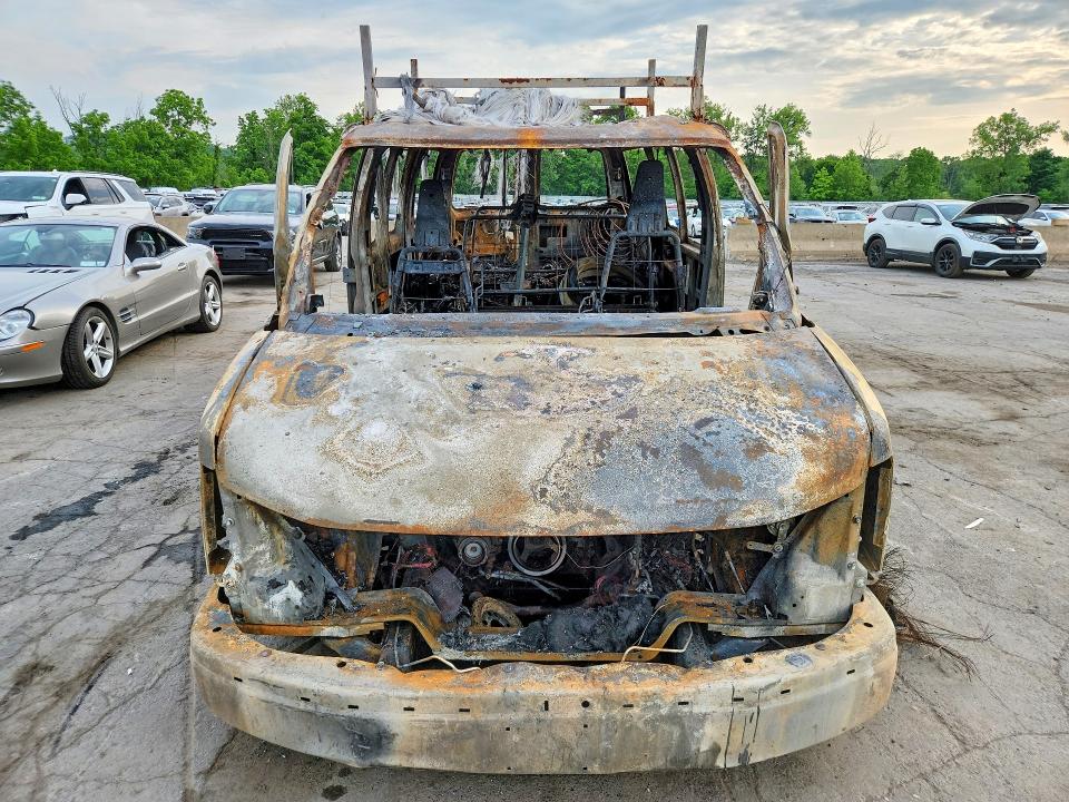 56466466 :رقم المزاد ، 1GAWGEFP4K1362216 vin ، 2019 Chevrolet Express G2500 مزاد بيع