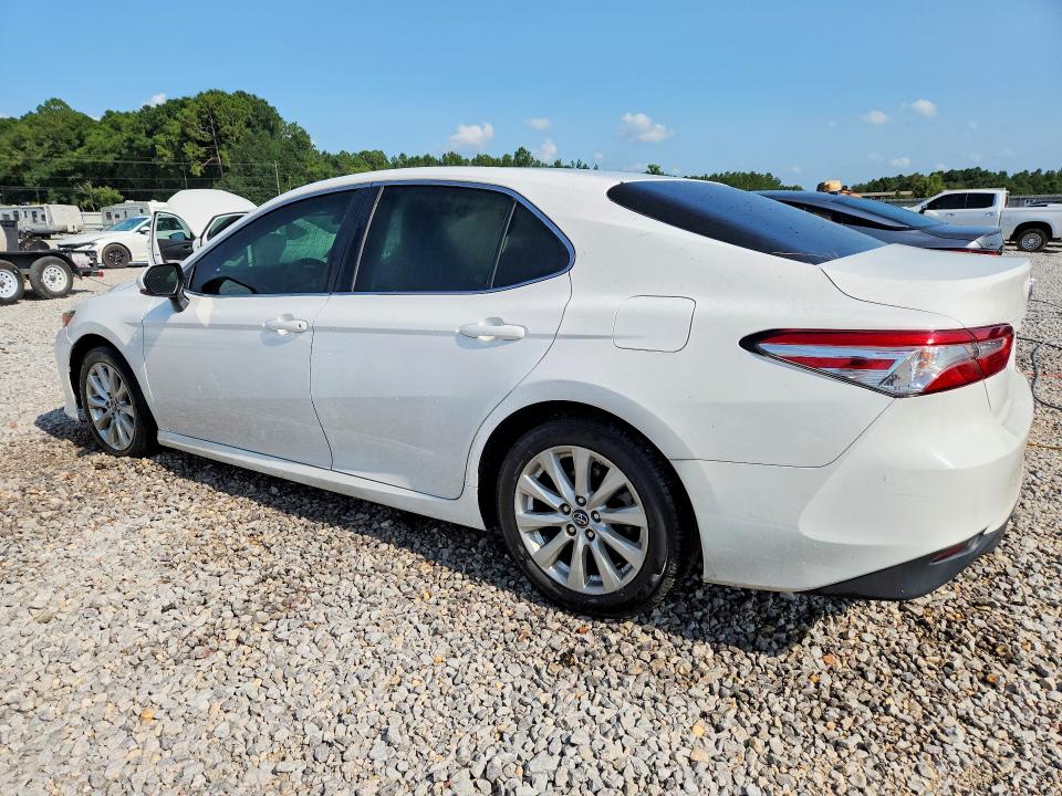 2018 Toyota Camry მანქანა იყიდება აუქციონზე, vin: 4T1B11HK3JU092129, აუქციონის ნომერი: 58503986