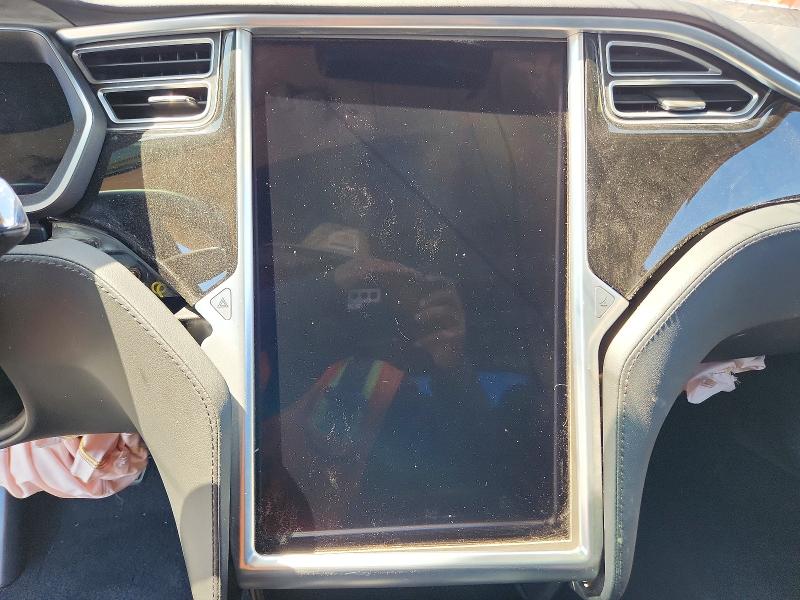 2014 Tesla Model S მანქანა იყიდება აუქციონზე, vin: 5YJSA1S12EFP45200, აუქციონის ნომერი: 57225746