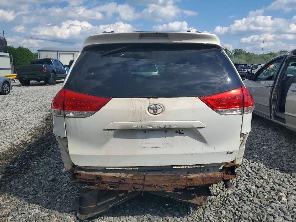 2012 Toyota Sienna მანქანა იყიდება აუქციონზე, vin: 5TDKK3DC8CS244425, აუქციონის ნომერი: 57172556