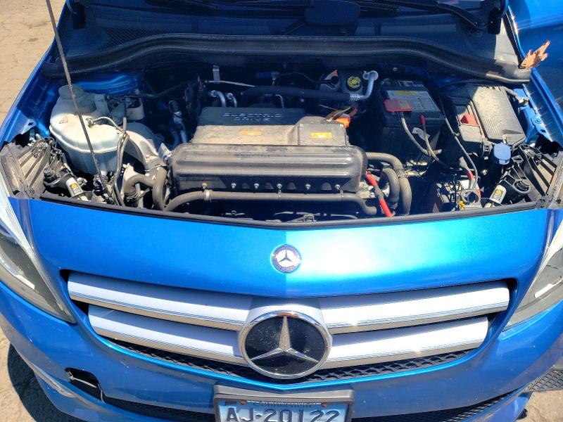 57335776 :رقم المزاد ، WDDVP9AB5FJ004527 vin ، 2015 Mercedes-benz B مزاد بيع
