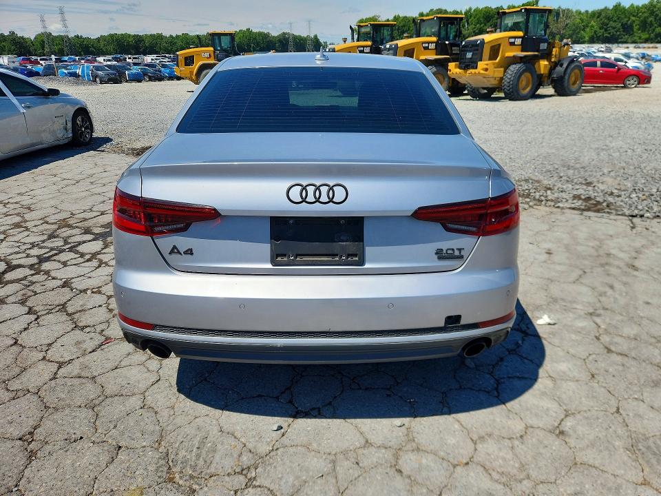 55957276 :رقم المزاد ، WAUENAF43JN006965 vin ، 2018 Audi A4 مزاد بيع