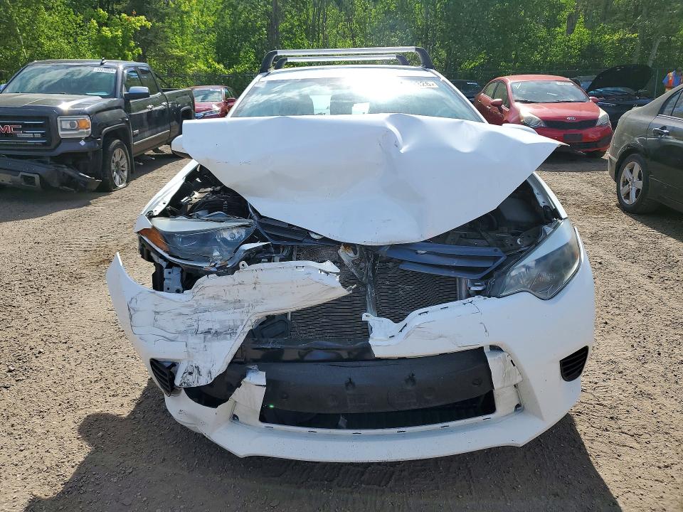56879326 :رقم المزاد ، 2T1BURHE9FC445417 vin ، 2015 Toyota Corolla مزاد بيع
