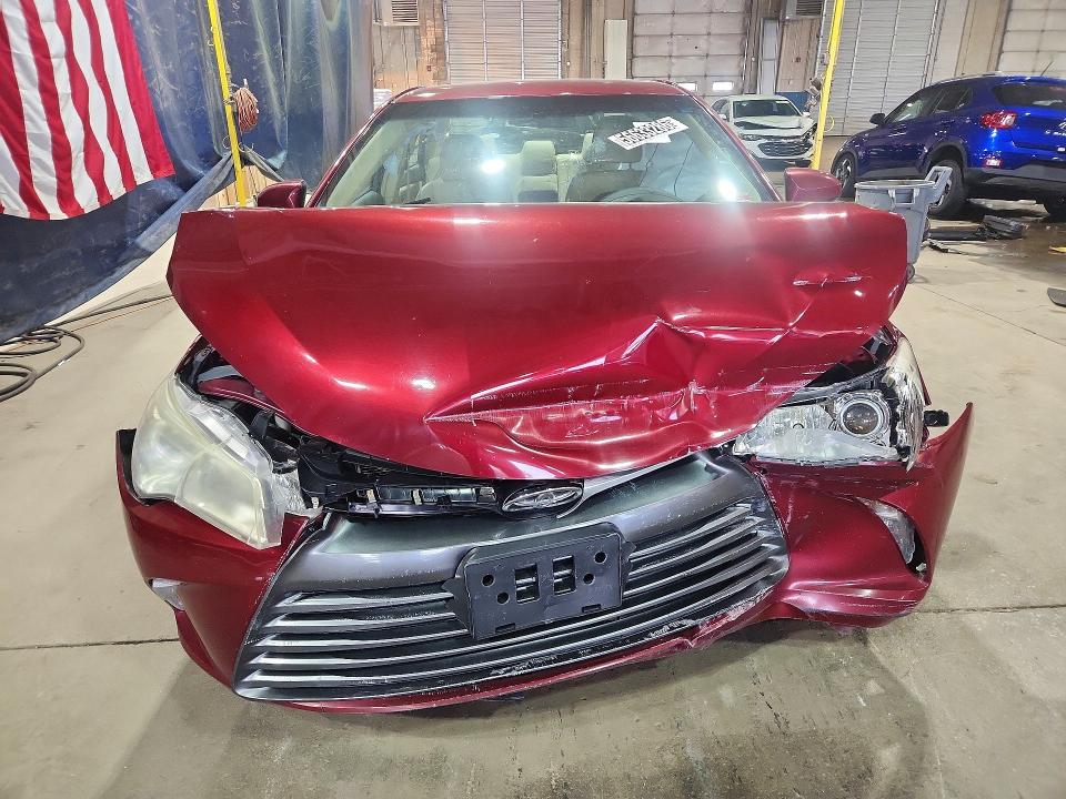 2017 Toyota Camry მანქანა იყიდება აუქციონზე, vin: 4T1BF1FK7HU708428, აუქციონის ნომერი: 56633286