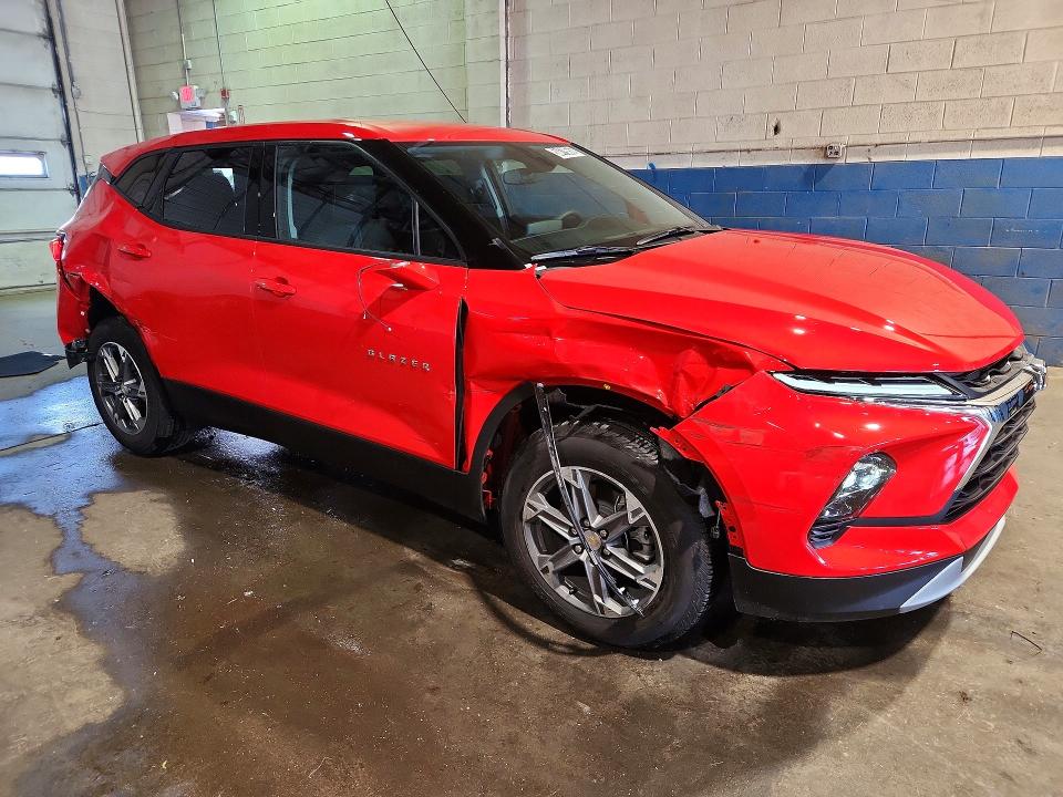 Продажа на аукционе авто 2026 Chevrolet Blazer, vin: 3GNKBHR42TS168069, номер лота: 58479656