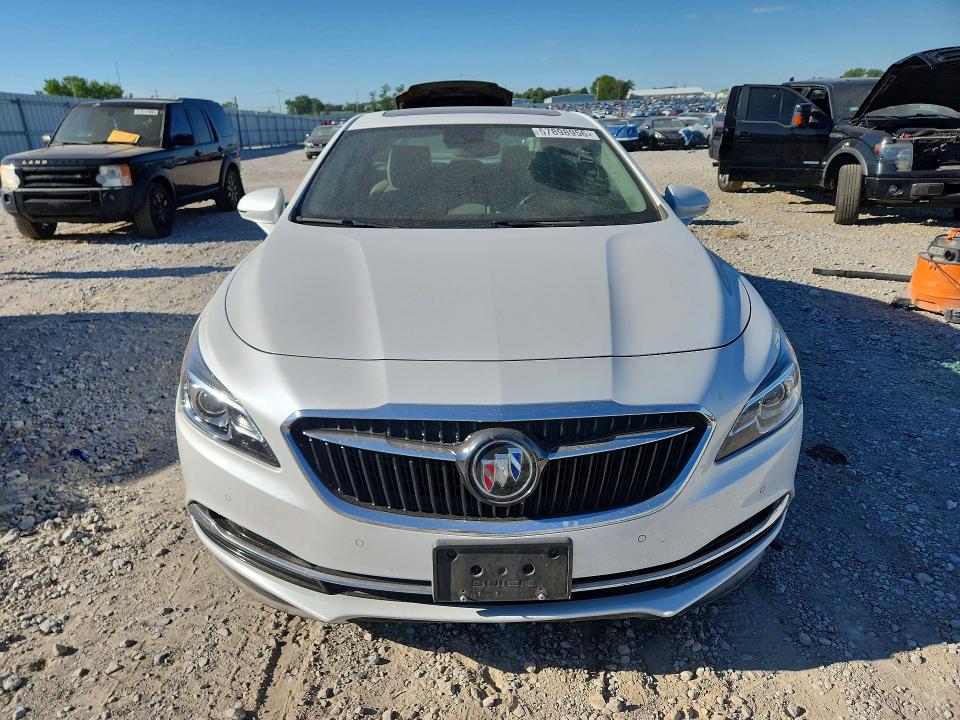 57898956 :رقم المزاد ، 1G4ZR5SS7HU162815 vin ، 2017 Buick Lacrosse مزاد بيع