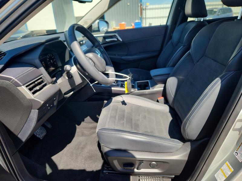 Продажа на аукционе авто 2024 Mitsubishi Outlander, vin: JA4T5VA94RZ020277, номер лота: 55977806