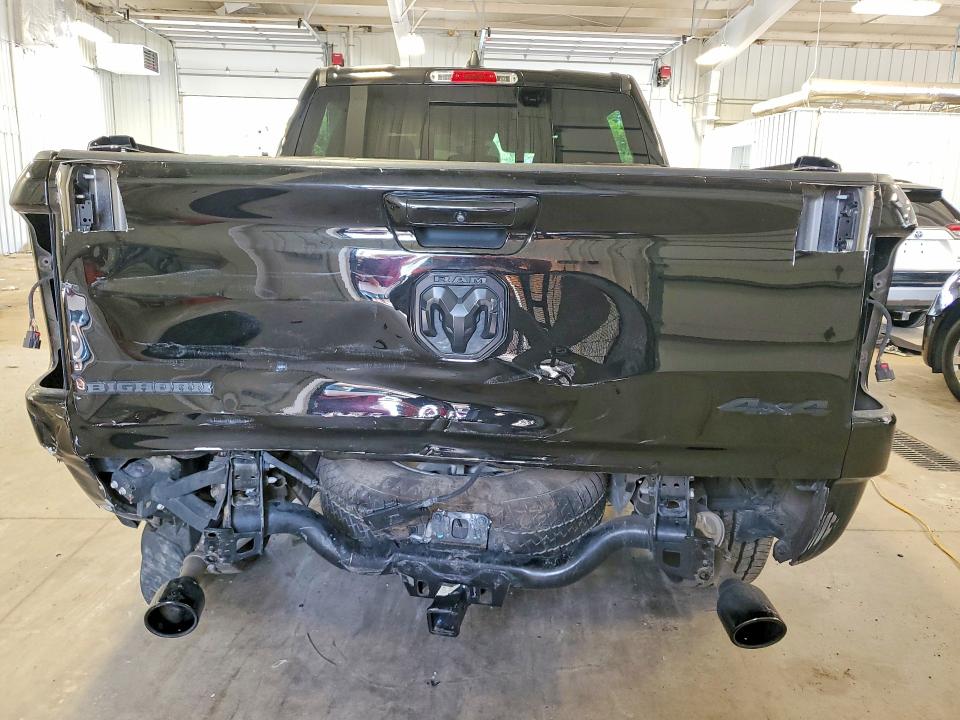 57584966 :رقم المزاد ، 1C6SRFFT0KN781683 vin ، 2019 Ram 1500 مزاد بيع