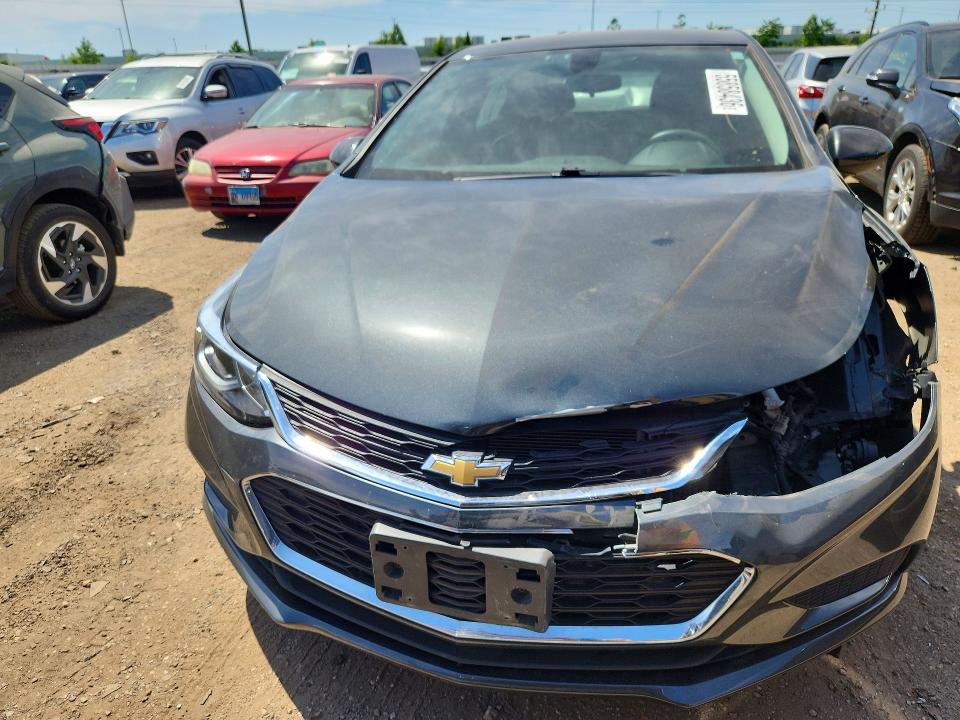 2017 Chevrolet Cruze მანქანა იყიდება აუქციონზე, vin: 3G1BE6SM4HS579648, აუქციონის ნომერი: 55858436
