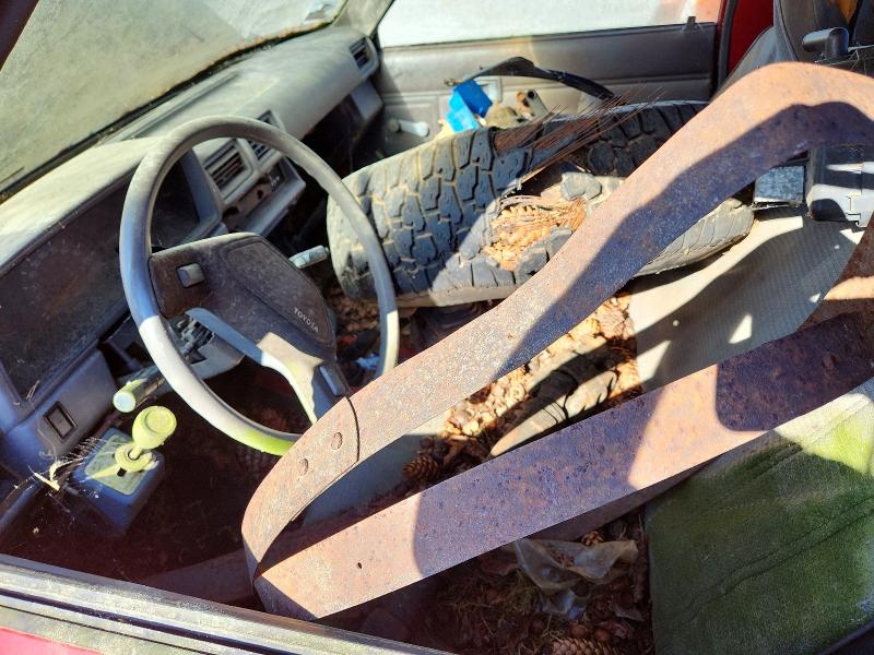 56442396 :رقم المزاد ، JT4RN63A5J8006203 vin ، 1989 Toyota Pickup مزاد بيع