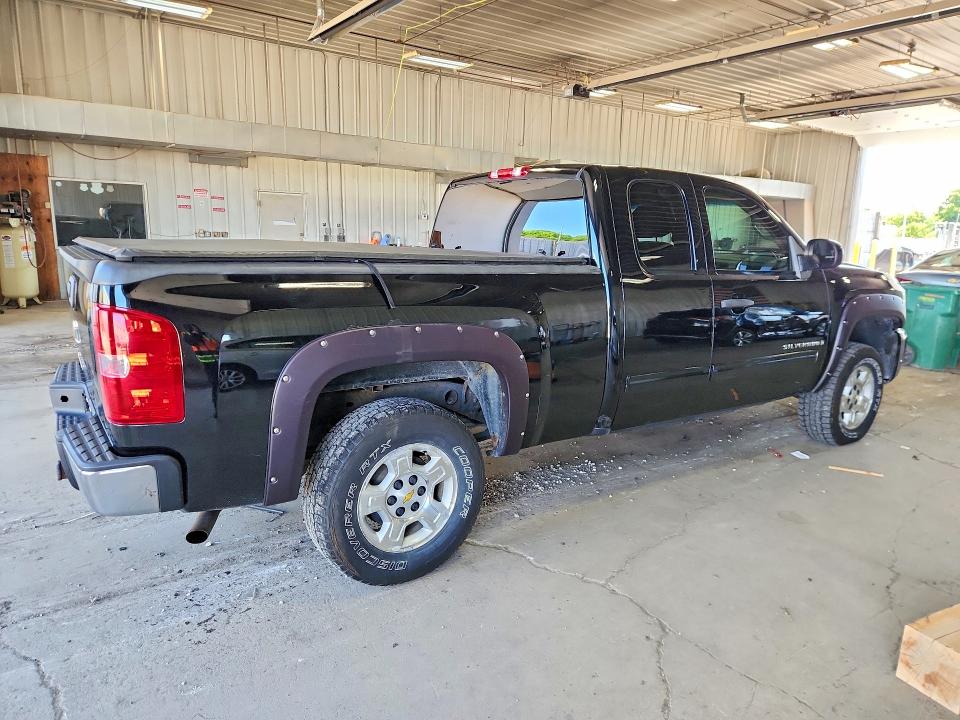 Продажа на аукционе авто 2009 Chevrolet Silverado, vin: 1GCEK29069Z175411, номер лота: 57755526