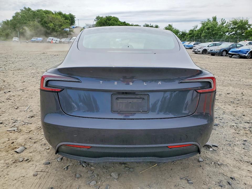 2025 Tesla Model 3 მანქანა იყიდება აუქციონზე, vin: 5YJ3E1EA5SF971411, აუქციონის ნომერი: 57892446
