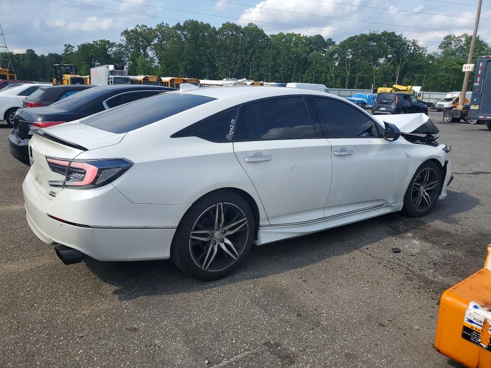 Auction sale of the 2021 Honda Accord, vin: 1HGCV2F9XMA012044, lot number: 57017416