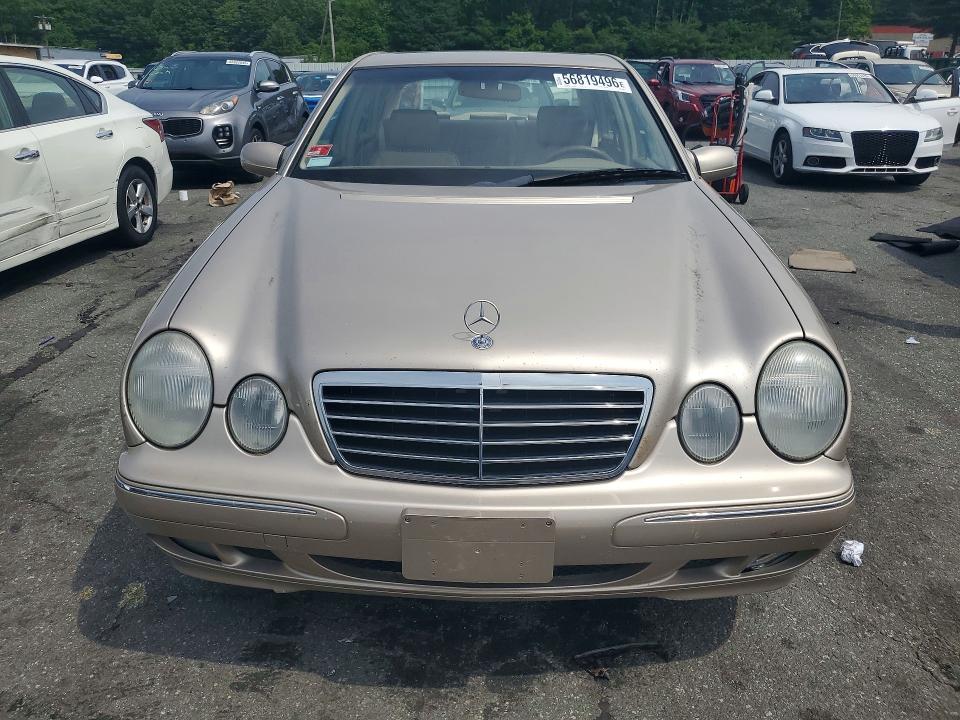 56819496 :رقم المزاد ، WDBJF82J62X066049 vin ، 2002 Mercedes-benz E مزاد بيع