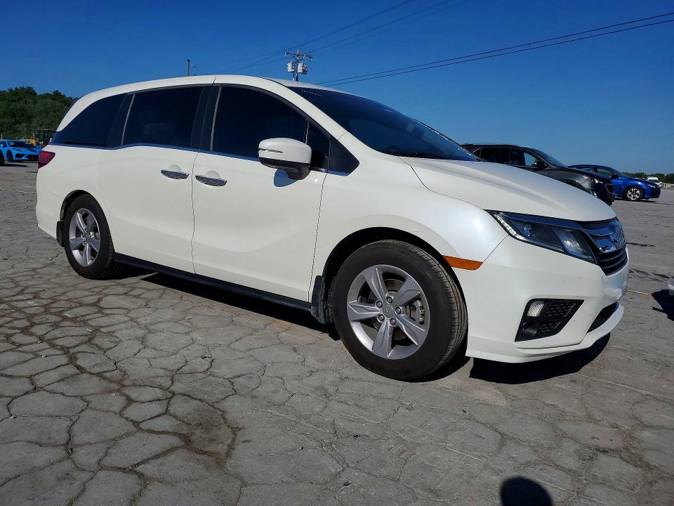 2018 Honda Odyssey მანქანა იყიდება აუქციონზე, vin: 5FNRL6H57JB101606, აუქციონის ნომერი: 55768456