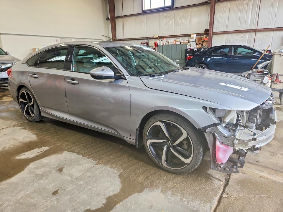Продажа на аукционе авто 2018 Honda Accord, vin: 1HGCV1F34JA809648, номер лота: 57677746