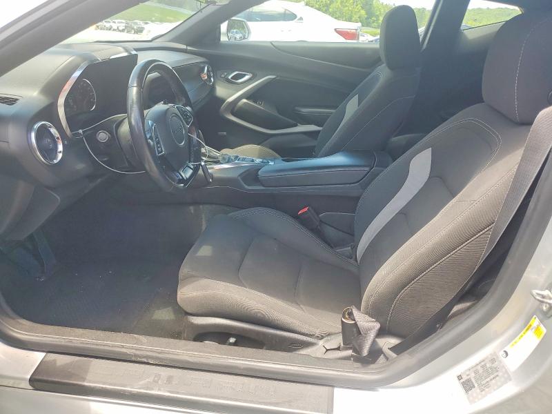 56495106 :رقم المزاد ، 1G1FB1RS7J0190209 vin ، 2018 Chevrolet Camaro مزاد بيع