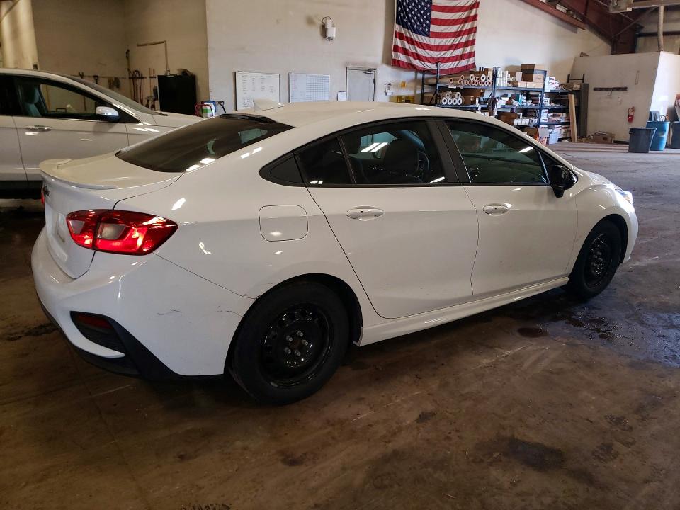 55848436 :رقم المزاد ، 1G1BE5SMXJ7164767 vin ، 2018 Chevrolet Cruze مزاد بيع