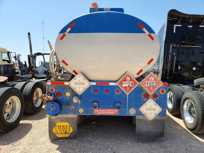 Продажа на аукционе авто 2015 Peterbilt 348, vin: 2NP3LJ0X2FM269788, номер лота: 56608386