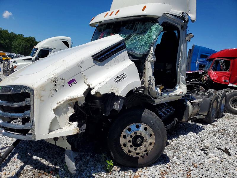 Продажа на аукционе авто 2025 Freightliner Cascadia 126, vin: 3AKJHLDR4SDWC1991, номер лота: 55950356