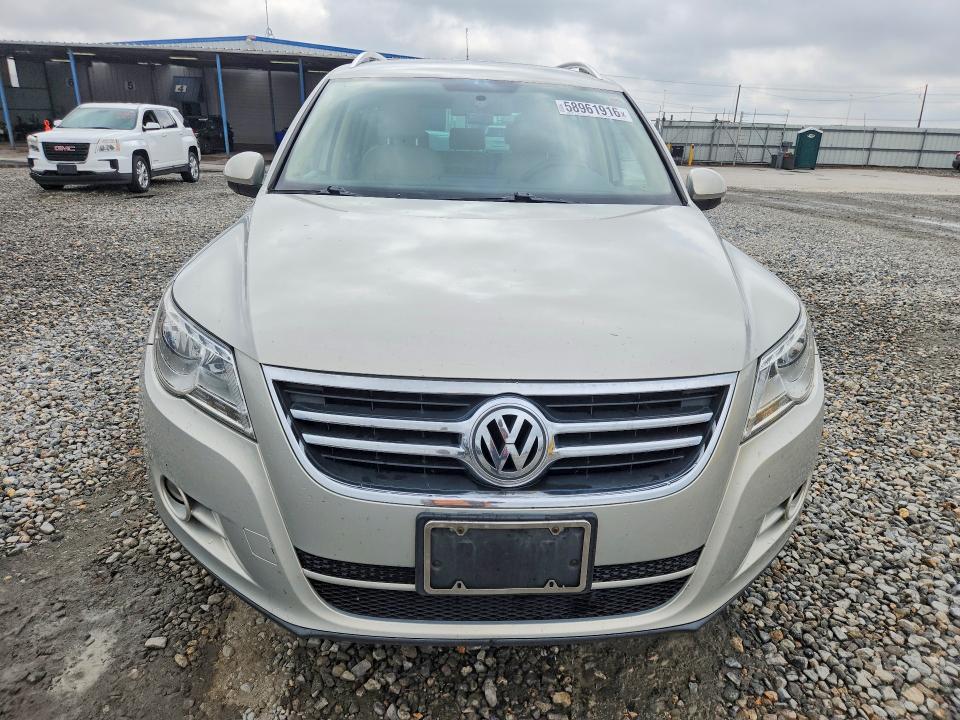 Продажа на аукционе авто 2011 Volkswagen Tiguan, vin: WVGBV7AX6BW531617, номер лота: 58961916