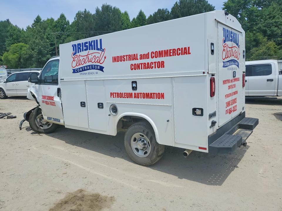 55607586 :رقم المزاد ، 1GB0GRF7XP1103973 vin ، 2023 Chevrolet Express G3500 مزاد بيع