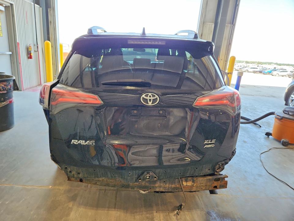 2016 Toyota Rav4 მანქანა იყიდება აუქციონზე, vin: 2T3RFREV1GW484720, აუქციონის ნომერი: 55915456