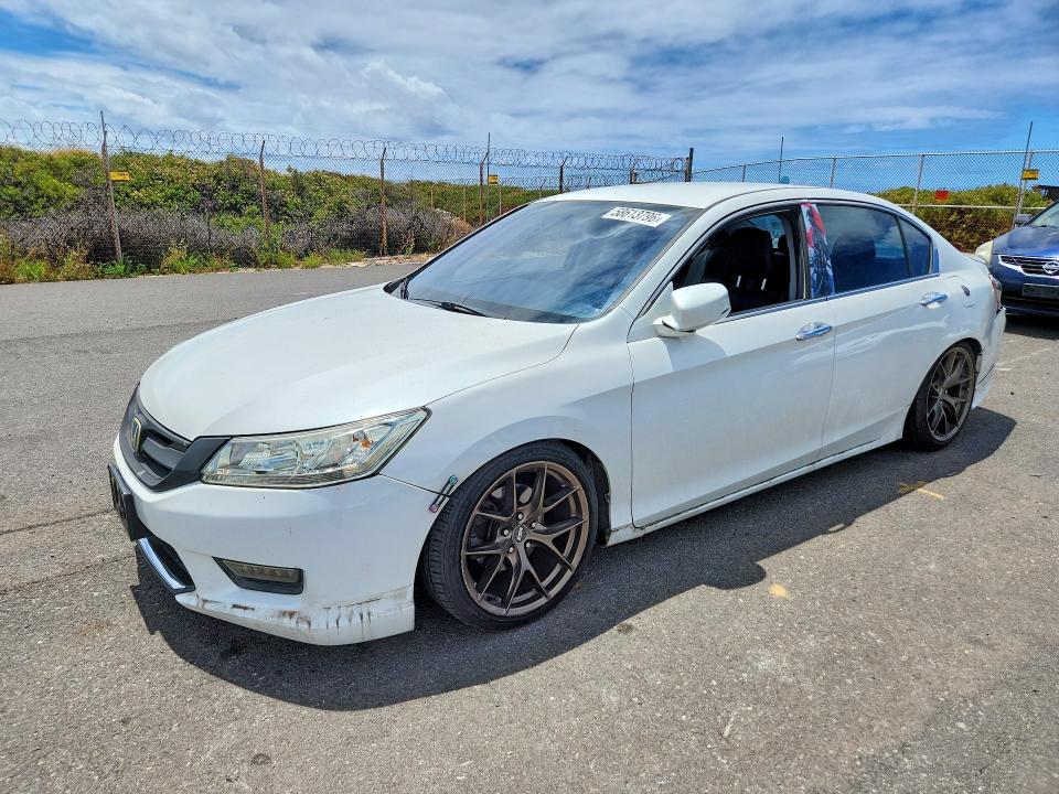 58613796 :رقم المزاد ، 1HGCR2F51FA221984 vin ، 2015 Honda Accord مزاد بيع