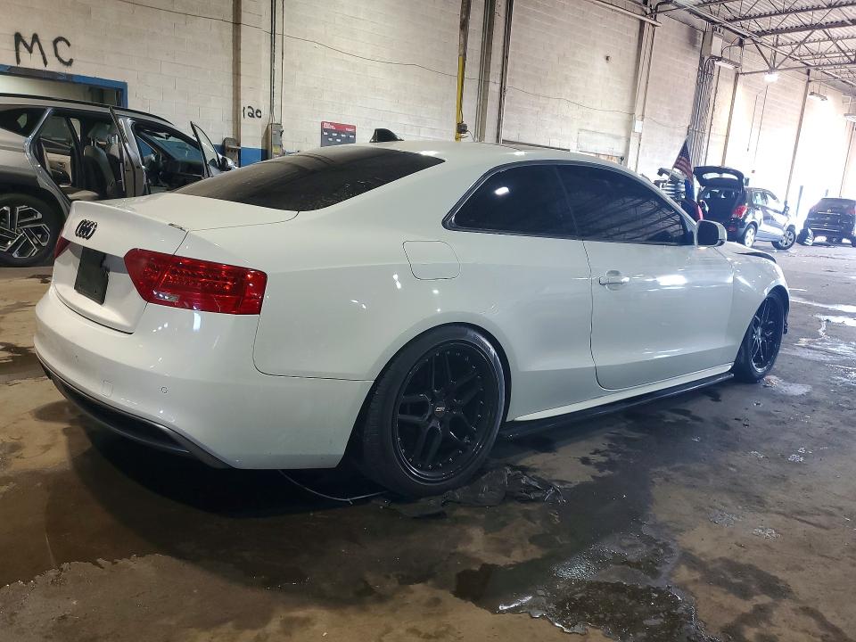 Продажа на аукционе авто 2015 Audi A5, vin: WAUMFAFR3FA029259, номер лота: 56025096