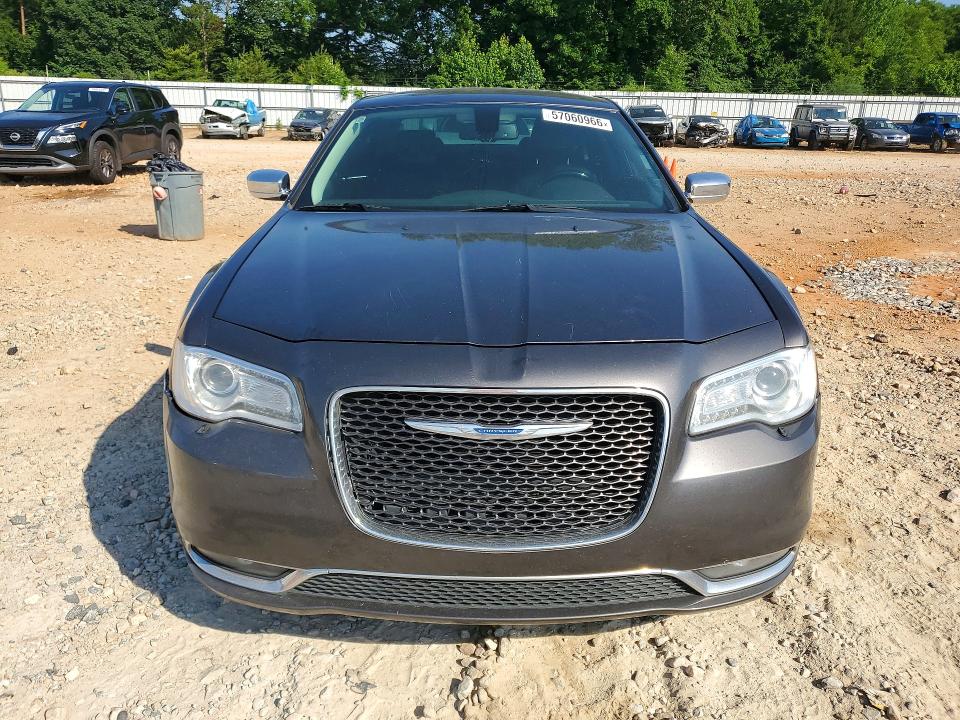 57060966 :رقم المزاد ، 2C3CCAEG5JH193649 vin ، 2018 Chrysler 300 مزاد بيع