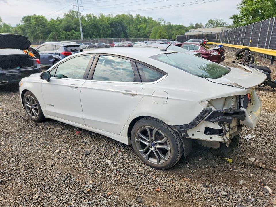 2017 Ford Fusion მანქანა იყიდება აუქციონზე, vin: 3FA6P0LUXHR357224, აუქციონის ნომერი: 57566156
