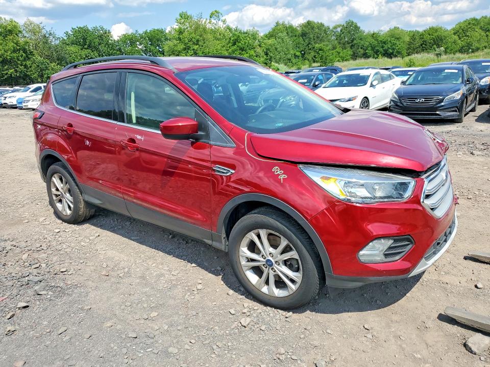 Продаж на аукціоні авто 2018 Ford Escape, vin: 1FMCU9GD1JUD46630, номер лоту: 58409426