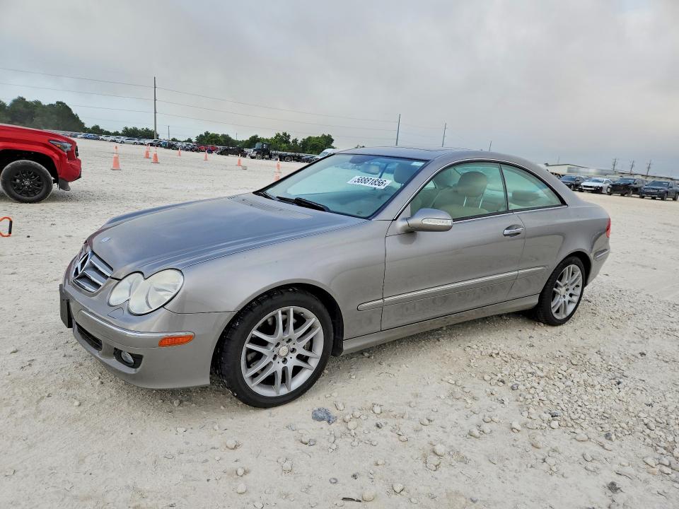 58881856 :رقم المزاد ، WDBTJ56H88F254034 vin ، 2008 Mercedes-benz Clk مزاد بيع