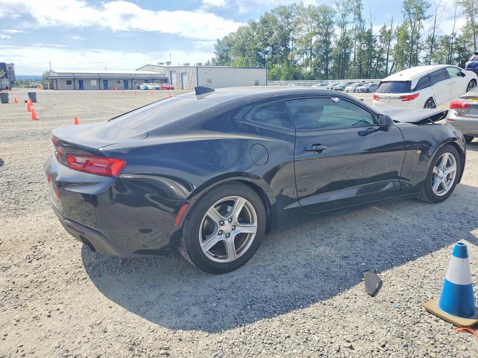 58442456 :رقم المزاد ، 1G1FB1RX3H0135455 vin ، 2017 Chevrolet Camaro مزاد بيع