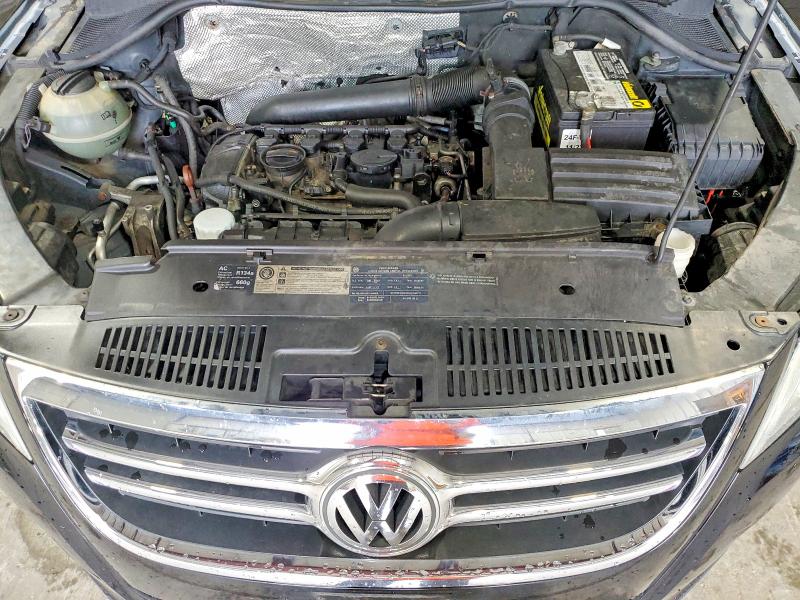 58845736 :رقم المزاد ، WVGBV7AX1BW527975 vin ، 2011 Volkswagen Tiguan مزاد بيع