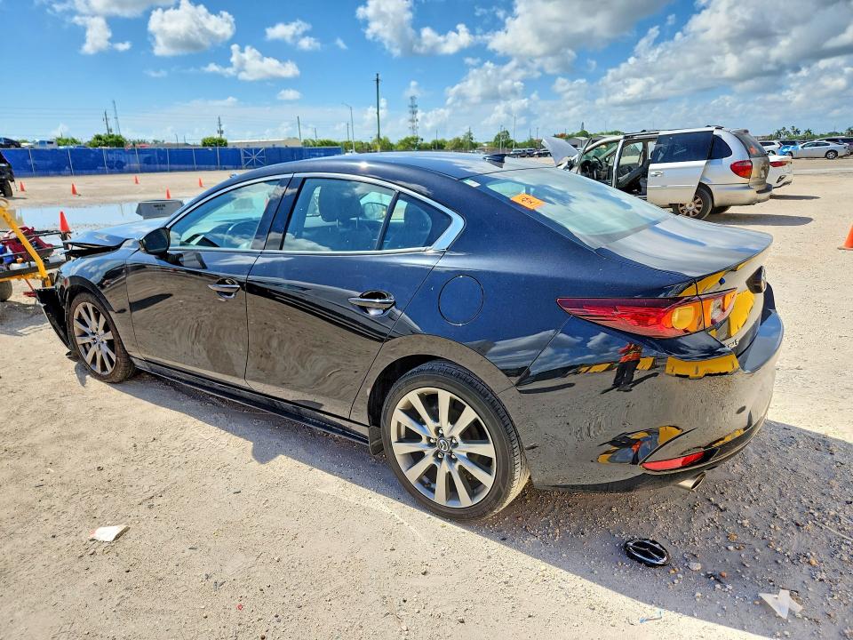 2022 Mazda 3 მანქანა იყიდება აუქციონზე, vin: 3MZBPADL5NM311472, აუქციონის ნომერი: 57640286