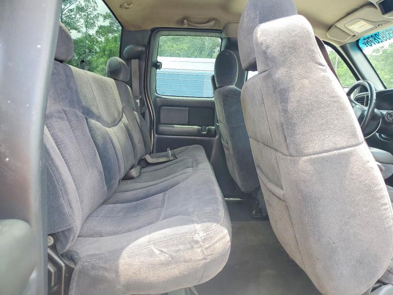 Продажа на аукционе авто 2001 Chevrolet Silverado, vin: 2GCEC19V211270547, номер лота: 55392876