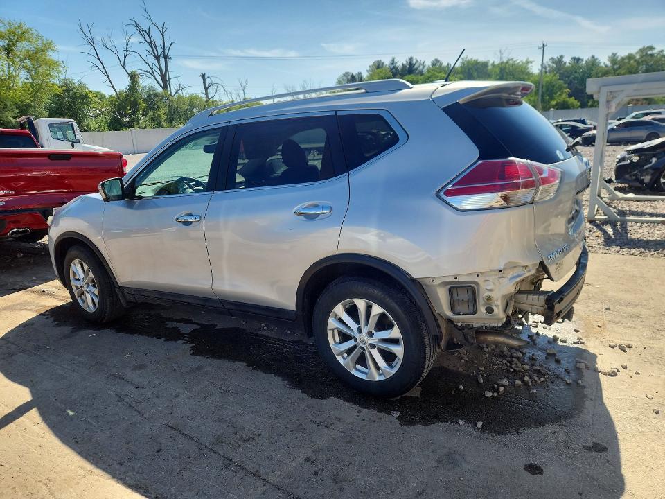 55971696 :رقم المزاد ، 5N1AT2MT6FC832389 vin ، 2015 Nissan Rogue مزاد بيع