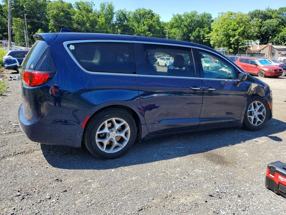Продаж на аукціоні авто 2018 Chrysler Pacifica, vin: 2C4RC1FG9JR351750, номер лоту: 57749946