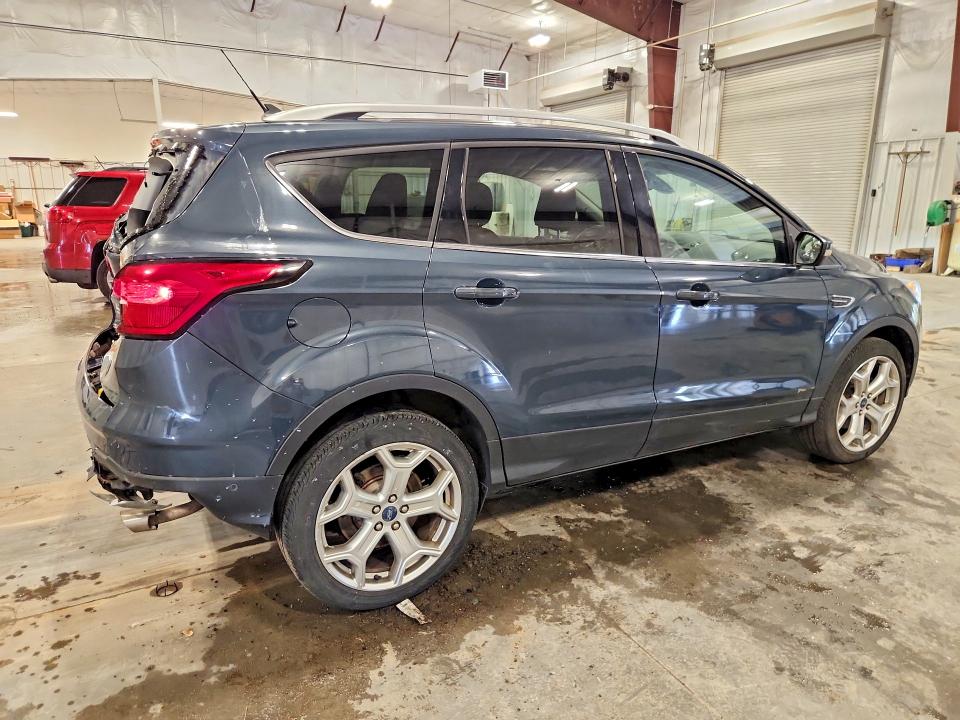 2019 Ford Escape მანქანა იყიდება აუქციონზე, vin: 1FMCU9J93KUB04458, აუქციონის ნომერი: 57125456