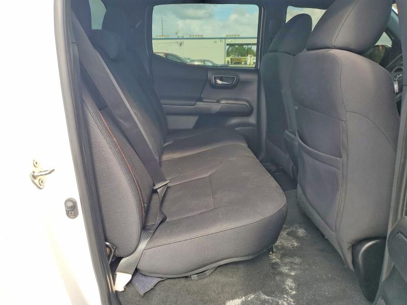 Продаж на аукціоні авто 2017 Toyota Tacoma, vin: 3TMAZ5CN0HM042112, номер лоту: 58019936