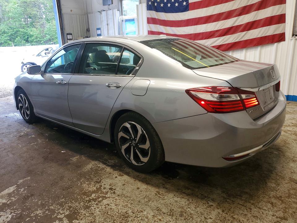 57629226 :رقم المزاد ، 1HGCR2F83HA009911 vin ، 2017 Honda Accord مزاد بيع