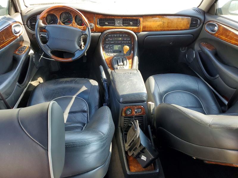 56883446 :رقم المزاد ، SAJDA24C01LF35946 vin ، 2001 Jaguar Vandenplas مزاد بيع