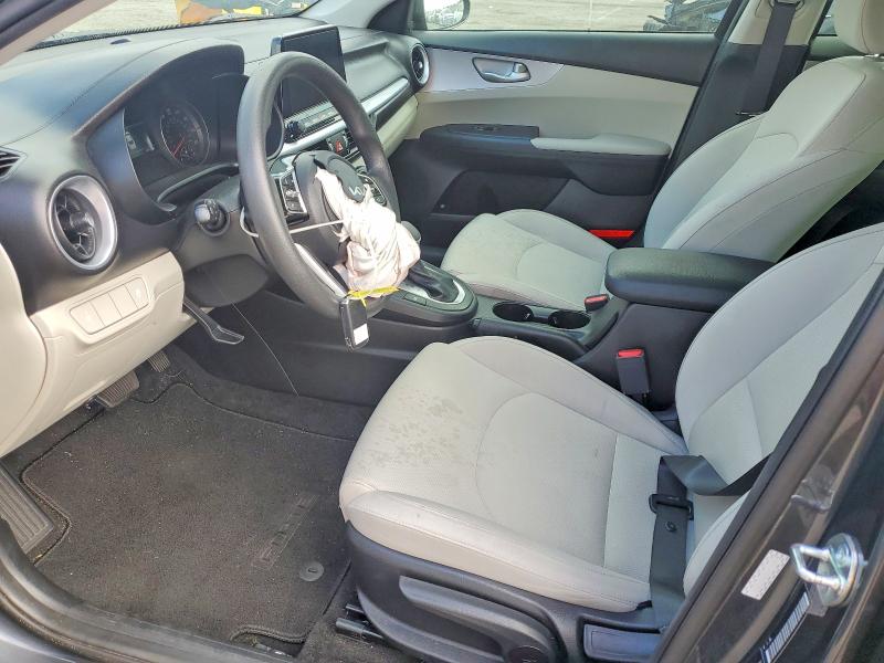 58594476 :رقم المزاد ، 3KPF24AD9PE678535 vin ، 2023 Kia Forte مزاد بيع