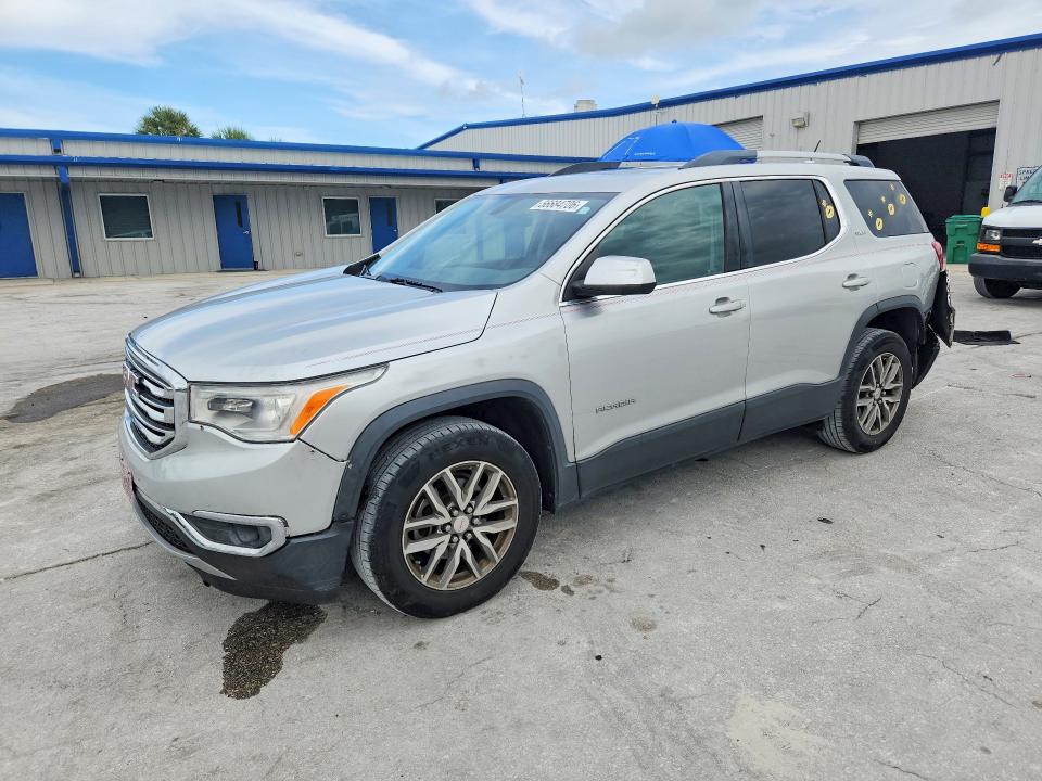 56684706 :رقم المزاد ، 1GKKNLLS1HZ156231 vin ، 2017 Gmc Acadia مزاد بيع