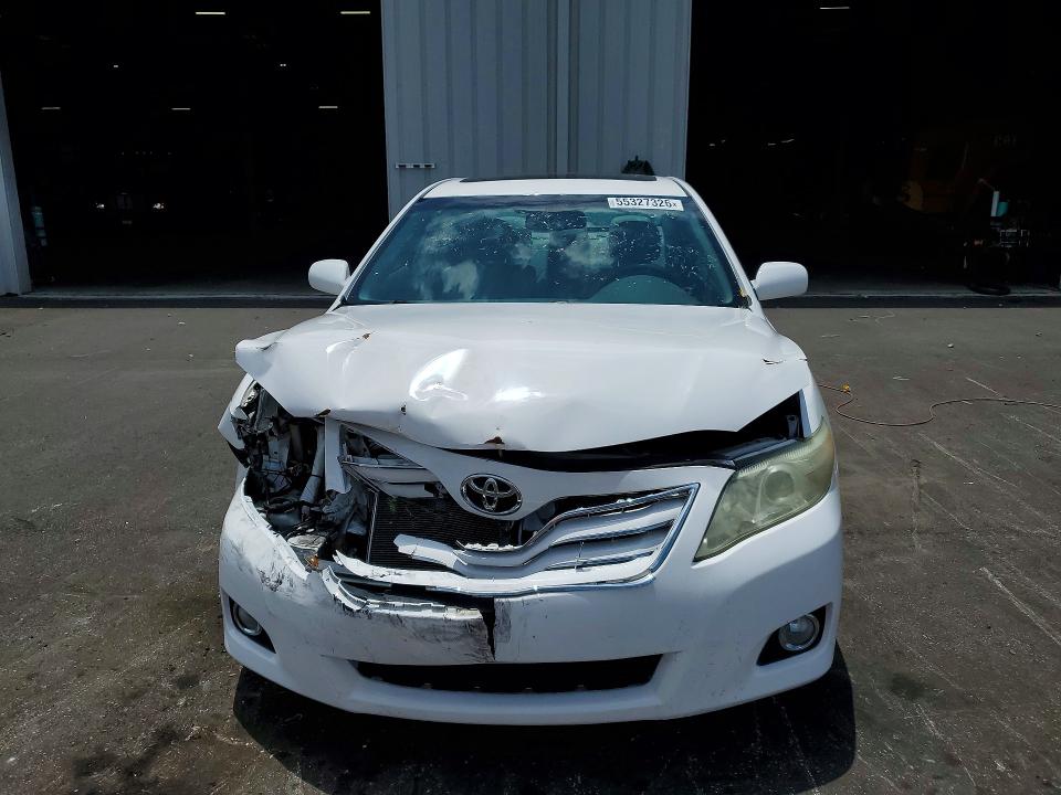 2011 Toyota Camry მანქანა იყიდება აუქციონზე, vin: 4T4BF3EK5BR180835, აუქციონის ნომერი: 55327326